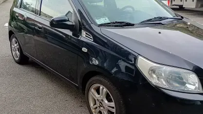 Usata Chevrolet Aveo 84 CV (61 kW) 2009 Nero Berlina