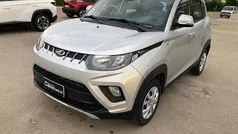 Grigio Usata 2020 Mahindra KUV100 SUV | 8800 € (Buon prezzo)