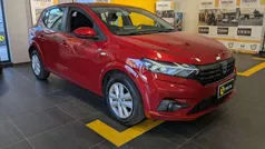 Rosso Usata 2021 Dacia Sandero Comfort Due volumi | 12.950 € (Buon prezzo)