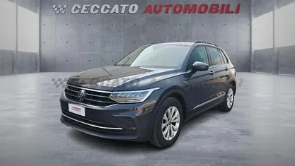 Usata VW Tiguan Life 150 CV (110 kW) 2023 Grigio SUV