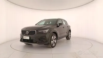 Usata 2023 Volvo XC40 SUV | 28.900 € (Buon prezzo)