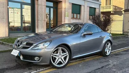 Usata Mercedes SLK200 184 CV (135 kW) 2009 Grigio Cabrio