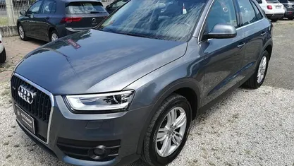 Grigio Usata 2012 Audi Q3 SUV | 14.500 € (Buon prezzo)