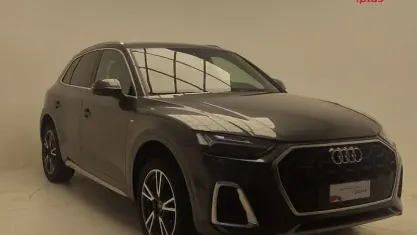 Usata Audi Q5 Advanced 204 CV (150 kW) 2024 Grigio daytona perla SUV