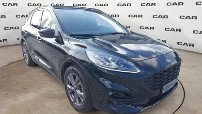 Nero Usata 2023 Ford Kuga ST-Line X SUV | 19.500 € (Ottimo prezzo)