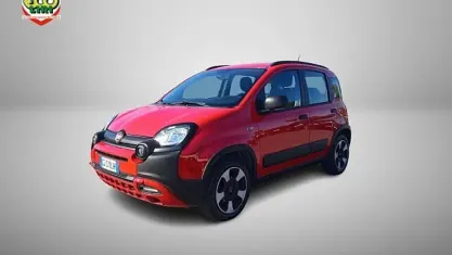 Begagnad Fiat Panda S 69 HK (50 kW) 2020 Röd Halvkombi