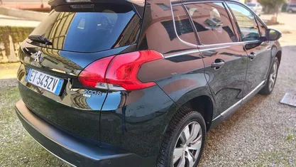 Usata Peugeot 2008 Allure 92 CV (67 kW) 2014 Nero SUV