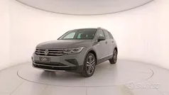 Grigio Usata 2022 VW Tiguan Elegance SUV | 31.500 € (Buon prezzo)