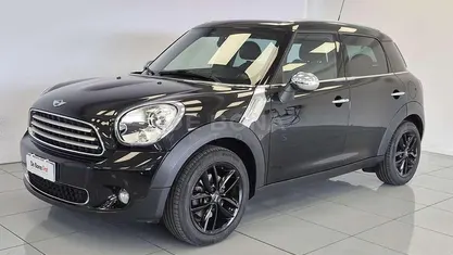 Nero Usata 2014 Mini Cooper D Countryman SUV | 10.990 € (Cara)