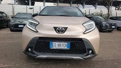Usata 2024 Toyota Aygo X Lounge SUV | 16.950 € (Buon prezzo)