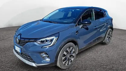 Usata Renault Captur Techno 101 CV (74 kW) 2023 Blu SUV