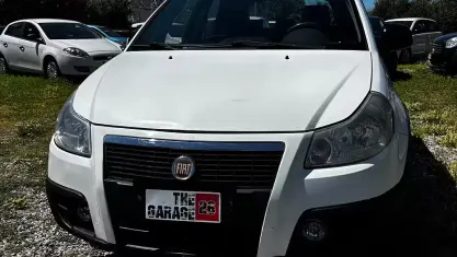 Usata Fiat Sedici Dynamic 120 CV (88 kW) 2008 Bianco SUV