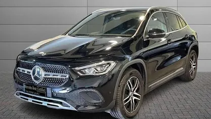 Usata Mercedes GLA200 150 CV (110 kW) 2022 Nero SUV