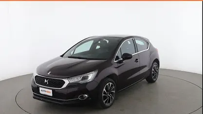 Usata DS Automobiles DS4 Sport Chic 120 CV (88 kW) 2016 Berlina