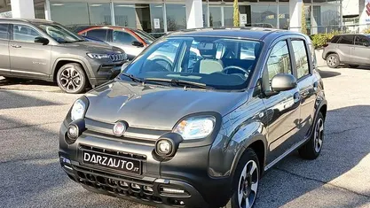 Usata Fiat Panda Cross Cross 69 CV (50 kW) 2023 Utilitaria
