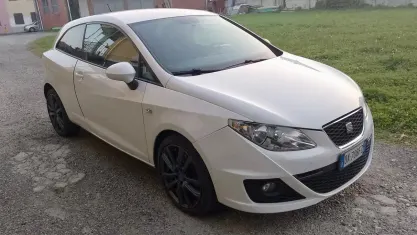 Usata Seat Ibiza FR 143 CV (105 kW) 2010 Bianco Utilitaria