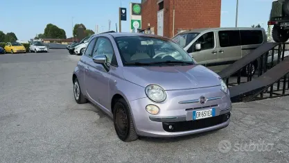 Usata Fiat 500 Lounge 69 CV (50 kW) 2013 Viola Berlina
