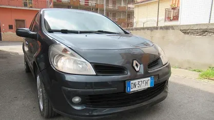 Usata Renault Clio II LE 86 CV (63 kW) 2008 Nero Berlina