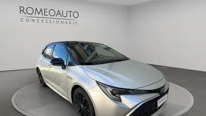 Second-hand Toyota Corolla Lounge 184 CP (135 kW) 2022 Gri Berlinǎ
