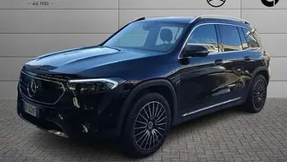 Begagnad Mercedes EQB300 Edition 167 kW (228 HK) 2023 Svart SUV