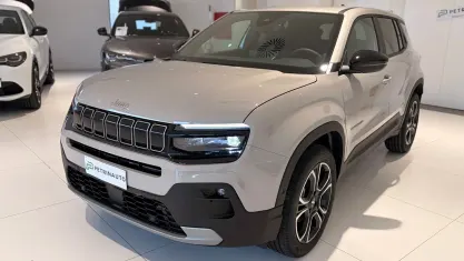 Nuova Jeep Avenger 101 CV (74 kW) 2026 Beige SUV
