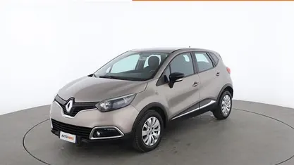 Grigio Usata 2016 Renault Captur Zen SUV | 12.099 € (Buon prezzo)