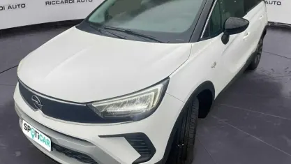 Usata Opel Crossland Elegance 110 CV (80 kW) 2023 Bianco SUV