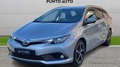 Usata Toyota Auris Hybrid Style 99 CV (72 kW) 2017 Station wagon