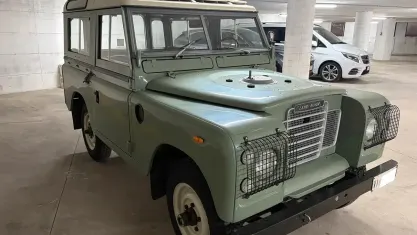 Usata Land Rover 88 69 CV (50 kW) 1983 Verde SUV