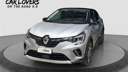 Second-hand Renault Captur Techno 143 CP (105 kW) 2023 Alb SUV