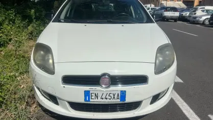 Usata Fiat Bravo Easy 120 CV (88 kW) 2013 Bianco Utilitaria