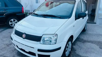 Usata Fiat Panda Classica 69 CV (50 kW) 2012 Bianco Utilitaria