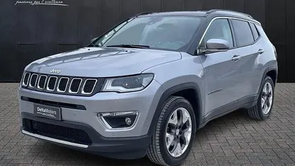 Usata Jeep Compass Limited 120 CV (88 kW) 2018 Gray SUV