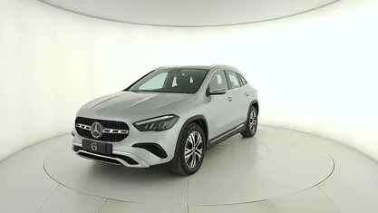 Usata Mercedes GLA180 Advanced 116 CV (85 kW) 2025 Argento SUV