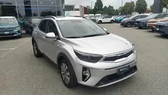 Silky silver Usata 2022 Kia Stonic Style SUV | 15.900 € (Buon prezzo)