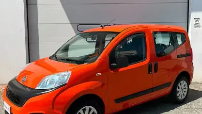 Usata Fiat Qubo Trekking 80 CV (58 kW) 2017 Arancione Monovolume