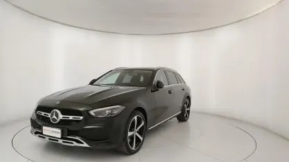 Usata Mercedes C220 Premium Plus 197 CV (144 kW) 2023 Nero Station wagon