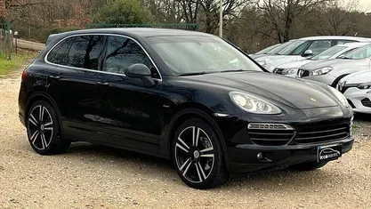 Usata Porsche Cayenne 245 CV (180 kW) 2012 Nero SUV