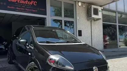 Usata Abarth Grande Punto 155 CV (114 kW) 2008 Nero Utilitaria
