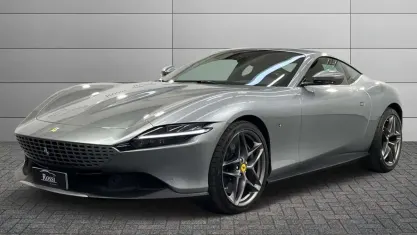 Usata Ferrari Roma 620 CV (456 kW) 2022 Grigio chiaro metallizzato Coupé