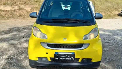 Usata Smart ForTwo Coupé Pulse 45 CV (33 kW) 2008 Giallo Coupé