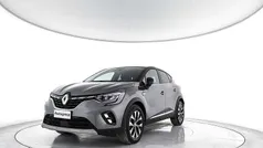 Grigio Usata 2023 Renault Captur Techno SUV | 20.900 € (Buon prezzo)