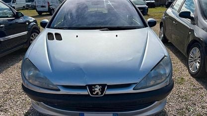 Usata Peugeot 206+ 70 CV (51 kW) 2009 Grigio Utilitaria