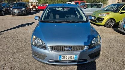 Usata Ford Focus 90 CV (66 kW) 2010 Grigio Berlina