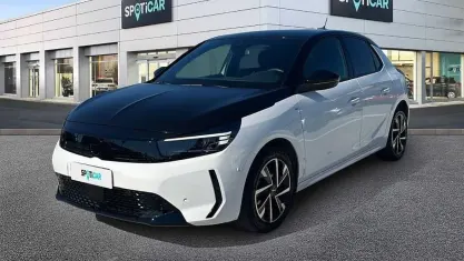 Usata Opel Corsa 75 CV (55 kW) 2024 Bianco/tetto nero Utilitaria