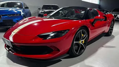 Usata Ferrari 296 829 CV (609 kW) 2025 Cabrio