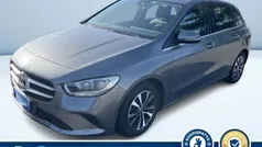 Nero metallizzato Usata 2022 Mercedes B180 Monovolume | 22.300 € (Ottimo prezzo)