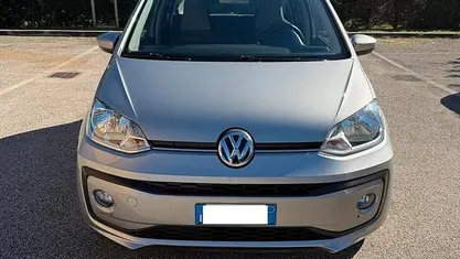 Usata 2017 VW up! Due volumi | 7400 € (Buon prezzo)