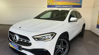 Usata Mercedes GLA180 Premium 116 CV (85 kW) 2020 Bianco SUV