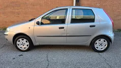 Usata 2004 Fiat Punto Due volumi | 2990 € (Cara)